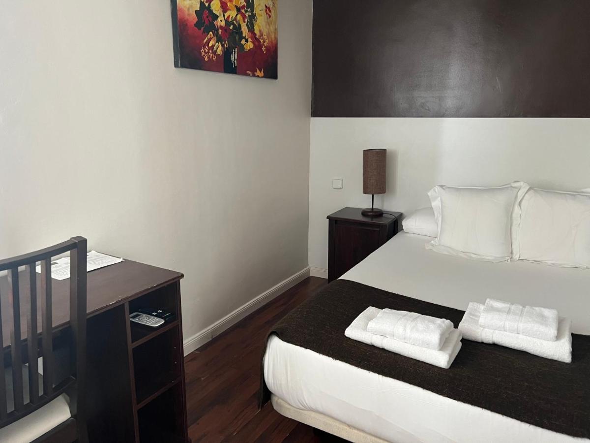 Thc Gran Via Hostel Madryt Zewnętrze zdjęcie