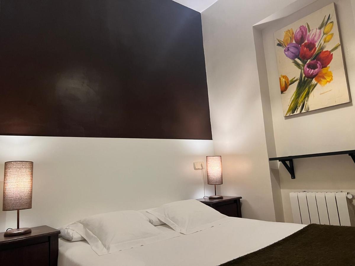 Thc Gran Via Hostel Madryt Zewnętrze zdjęcie