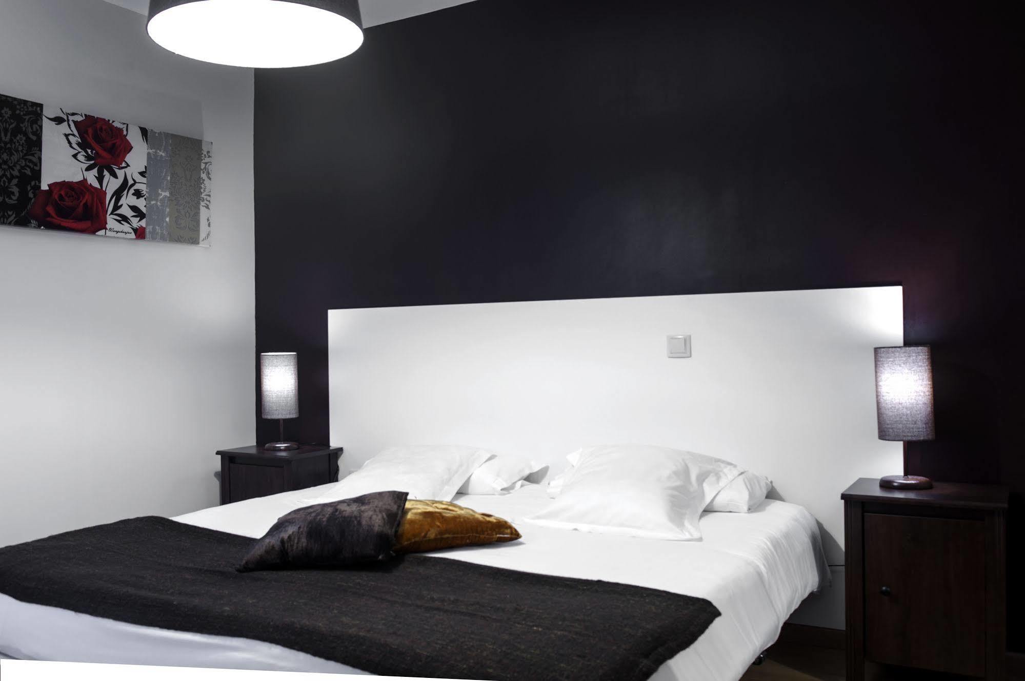 Thc Gran Via Hostel Madryt Zewnętrze zdjęcie